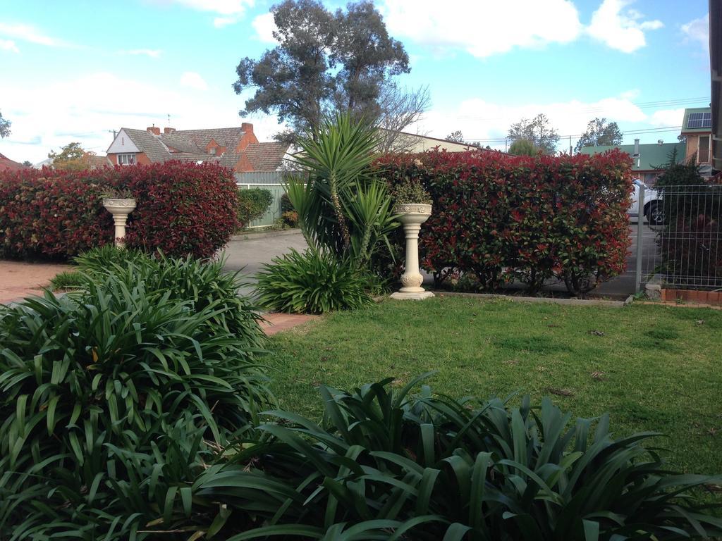 Branxton House Motel Room photo